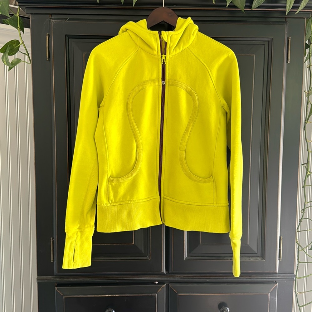 LULULEMON HOODIE